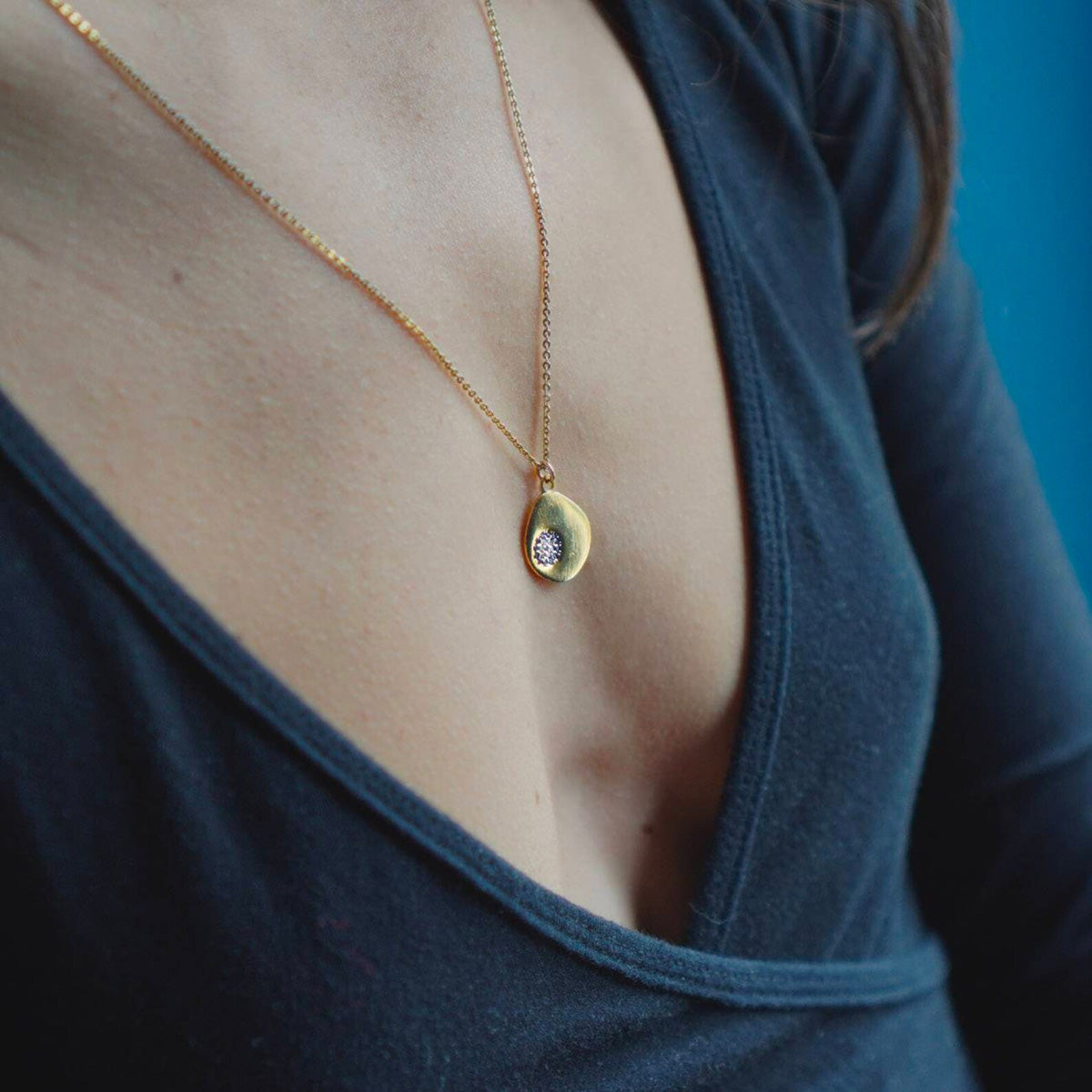 Thospitis necklace